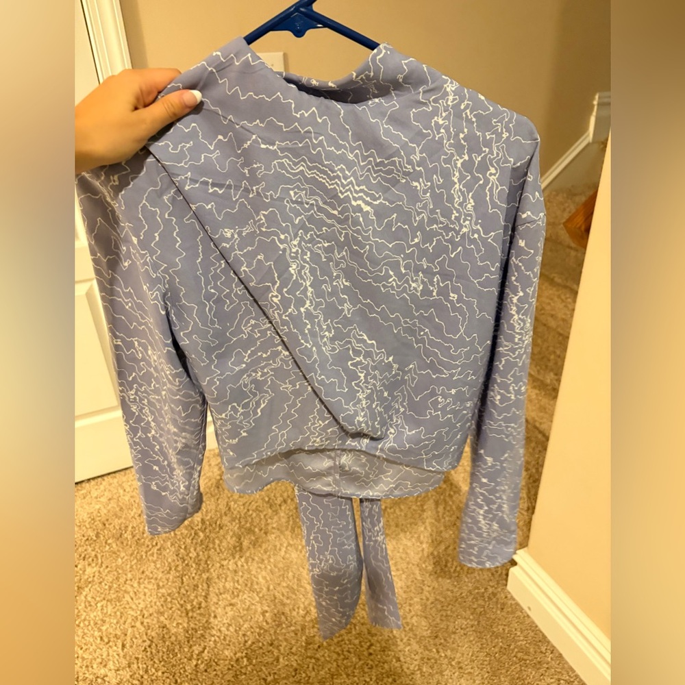 Astr Lavender-Blue Abstract Print Long Sleeve Top